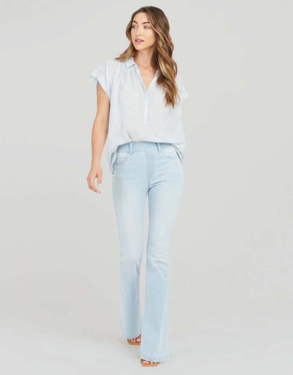 Spanx Flare Leg Size Small Retro Light Wash Pull-On Denim Jean Leggings #20348R